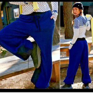 FP movement free people Cuddle Up Fleece Tie Waist joggerBlue/black. Size Sm NWT